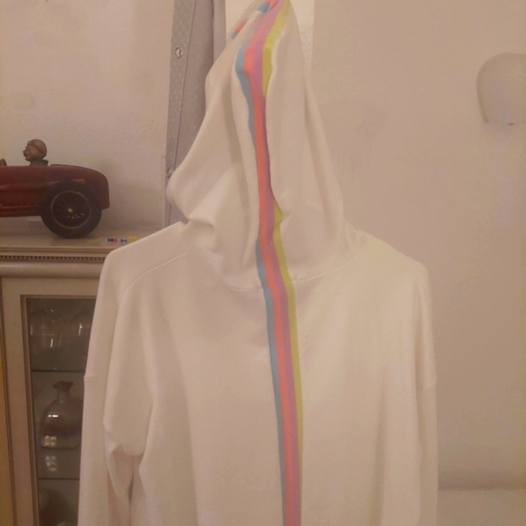 Avery Rayne Casual Woman's top Large - Picture 2 of 6